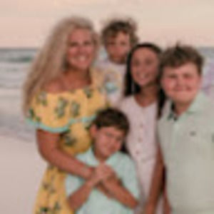 Meet your Posher, Taysia